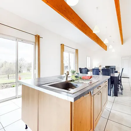 Amazing In Holiday home Bussiere-Badil